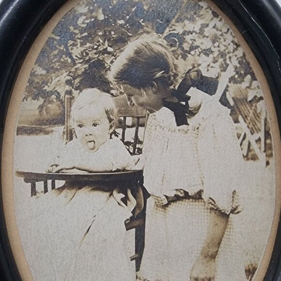 Vintage Oval Framed Sepia Photo Of Two Children Baby Highchair Tongue Out - Picture 2 of 8